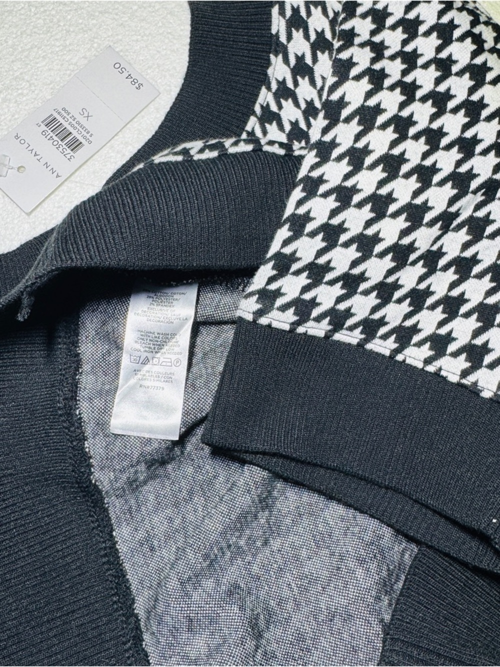 Ann Taylor Black & White Houndstooth Crewneck Sweater. Faux Pocket NWT - Picture 4 of 5